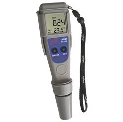 "AD31 Waterproof Conductivity-TDS-TEMP Pocket Tester" "AD31 Pocket Tester with Replaceable Electrode" "AD31 Tester in Use"